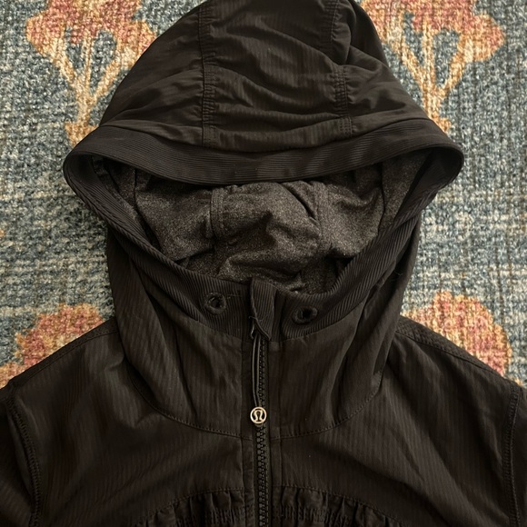 Women’s Lululemon ReversibleDance Studio Jacket - Picture 5 of 13